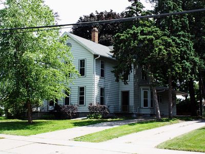 531 E Chicago St, Elgin, IL, 60120