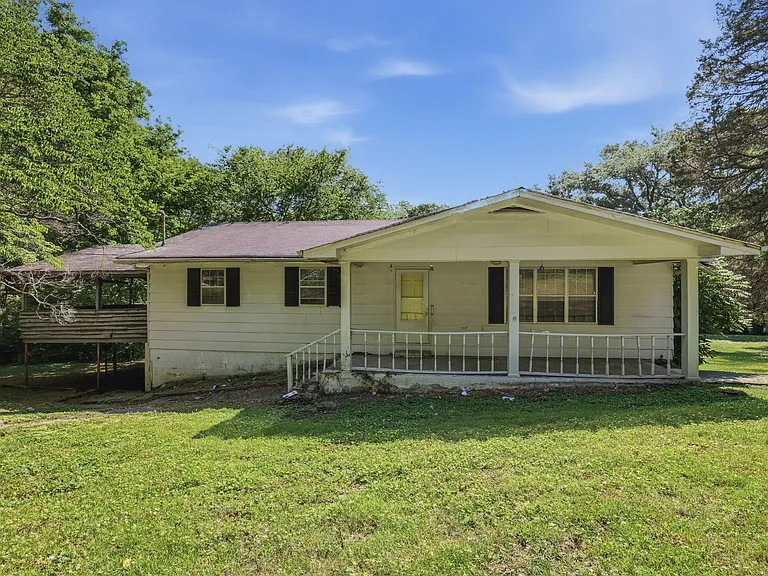 5246 Old Hixson Pike — Photo 1