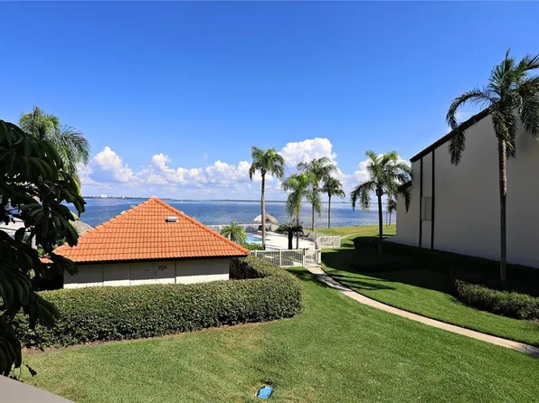 103 1st St E APT 113, Tierra Verde, FL 33715