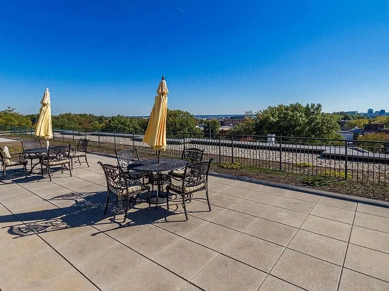 2501 Wisconsin Ave NW #7 — Photo 25