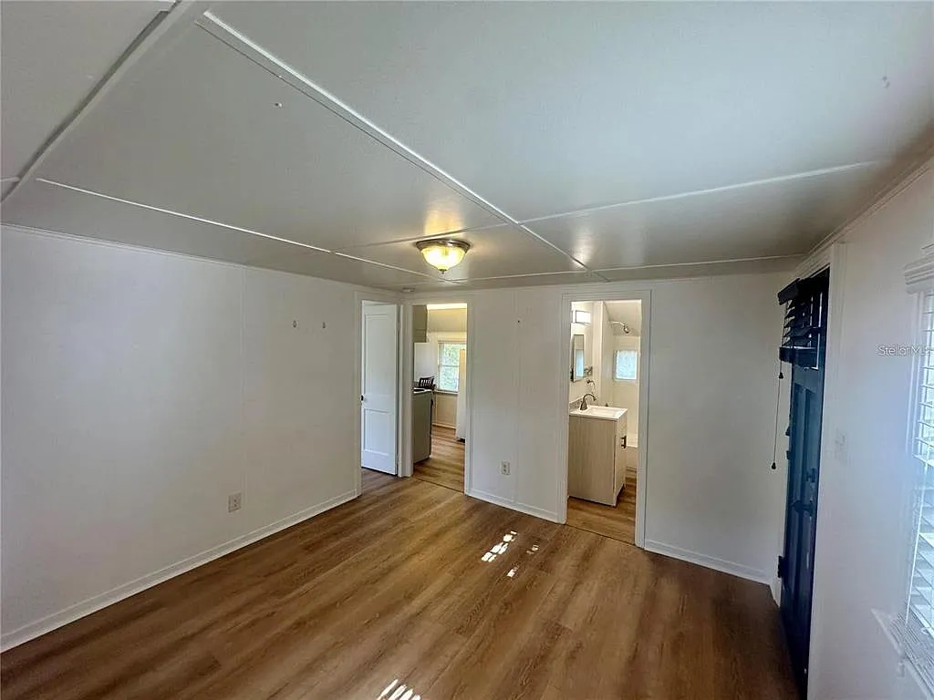 1 bed, 1.0 bath, 400 sqft, $850 — Photo 4