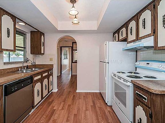 5th image of 508 Wayfarer Dr