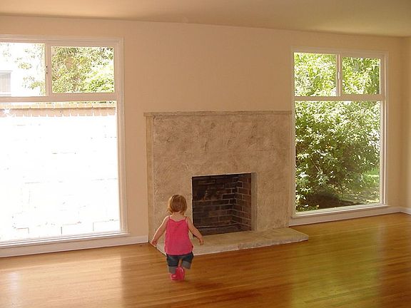 Living Room w/ Fireplace