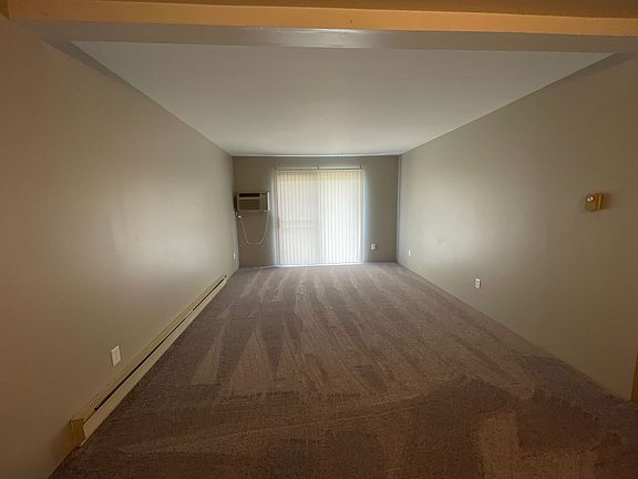 3rd image of W208N16586 S Center St #5