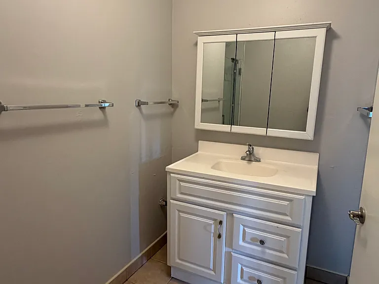 156 Chynoweth Ave — Photo 14