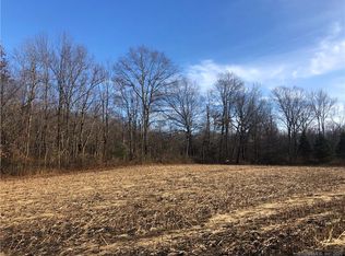 138 Kenyon Rd, Morris, CT 06763