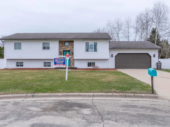 826 Butts Ct, Belleville, WI 53508