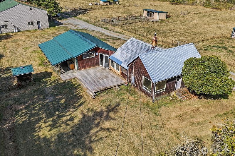 3rd image of 7460 Guemes Island Road