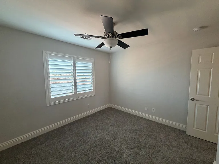 9239 Camden Heights Ct — Photo 13