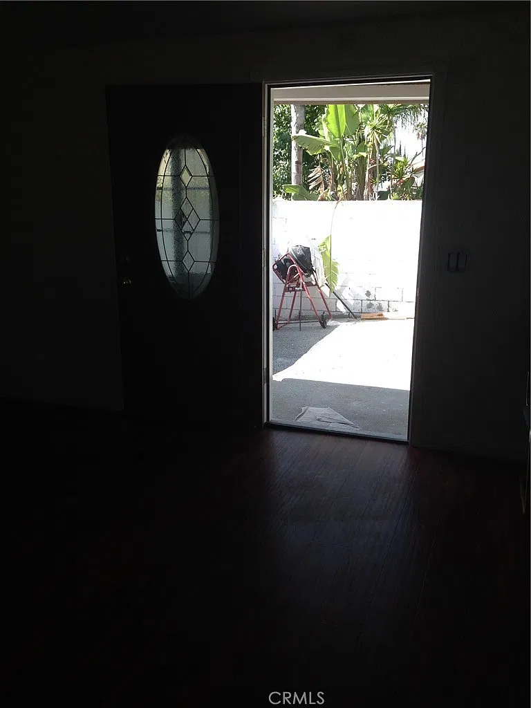 1 bed, 550 sqft, $2,600 — Photo 2