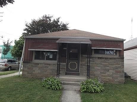 3640 W Roger Photo front