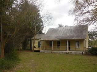 165 Sunday Rd, Chattahoochee, FL 32324