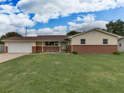 4725 E Pembrook Ln, Wichita, KS, 67220