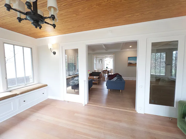 2212 Newton Ave S — Photo 10
