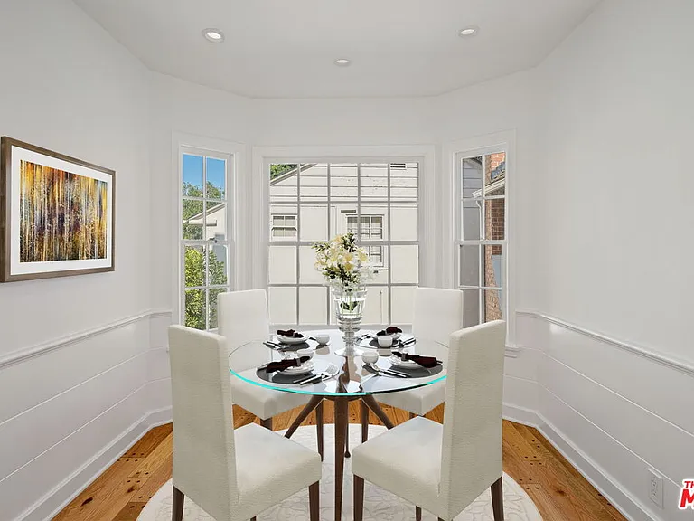10527 Le Conte Ave — Photo 18