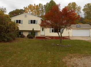 2093 E Lake Rd, Clio, MI 48420