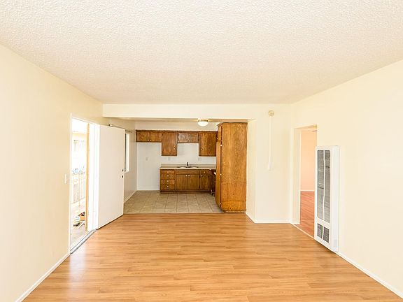 3rd image of 6968 Eureka Ave