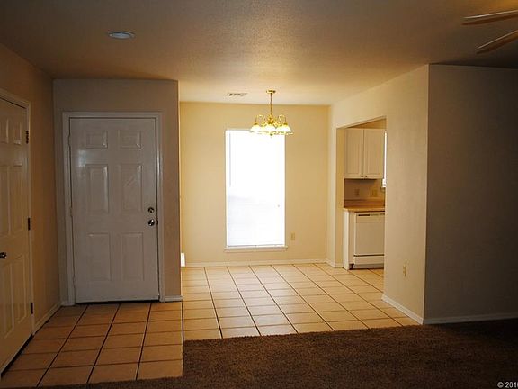 5th image of 14892 S Broadway St