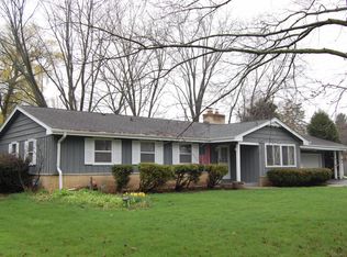 12131 W Bel Mar Dr, Franklin, WI 53132
