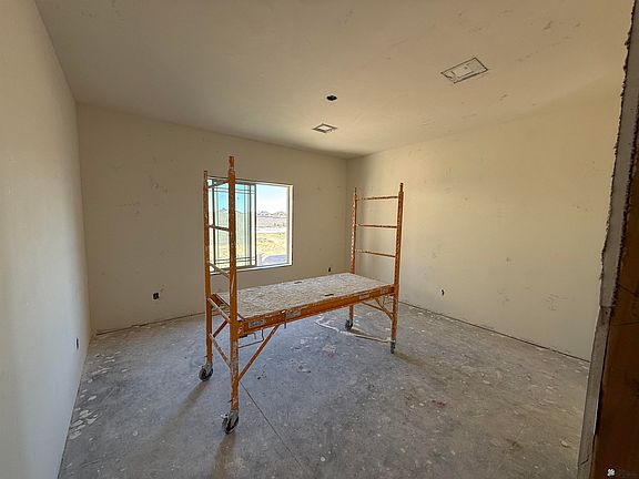 3rd image of 10735 E 45th Pl