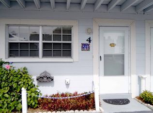 515 1st St #4, Cedar Key, FL 32625