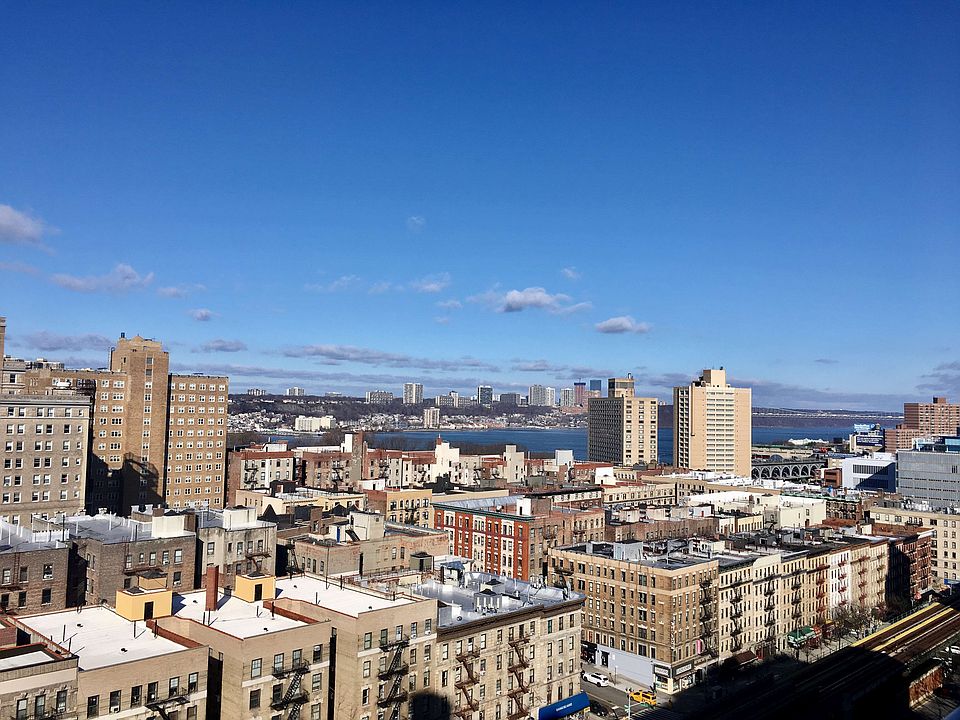 1st image of 80 La Salle St APT 19A