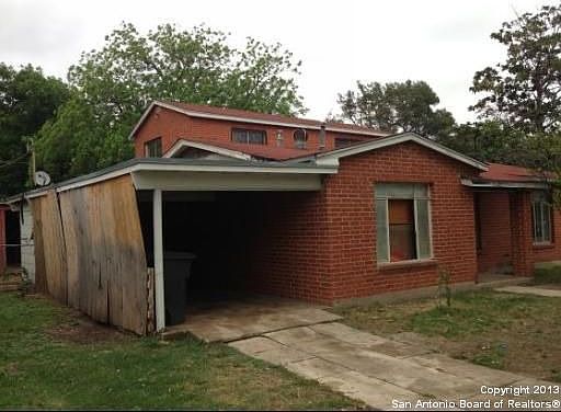 5th image of 103 Lansing Ln