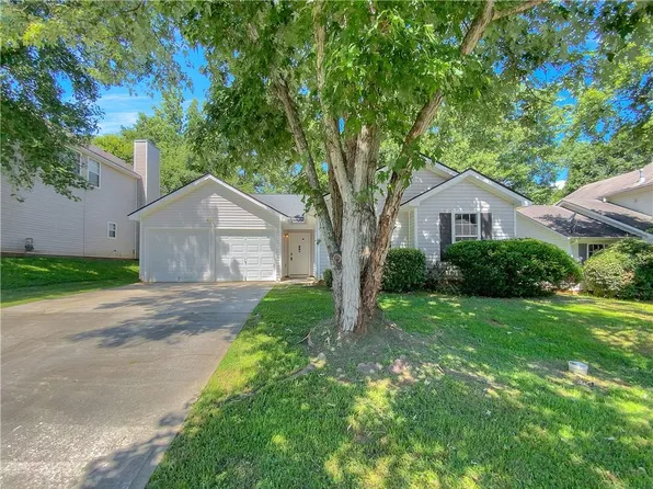 4003 Ward Lake Trl, Ellenwood, GA 30294