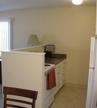...and stove with self cleaning oven.