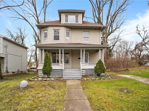 374 Crosby St, Akron, OH 44303