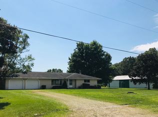 4804 E River Rd, Buchanan, MI 49107