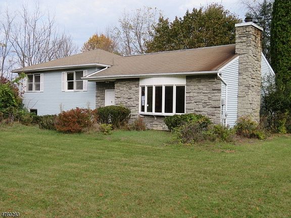 2nd image of 12 Malibu Dr