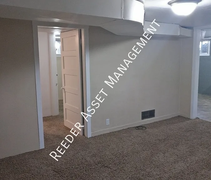 571 Boulevard St #2 — Photo 3