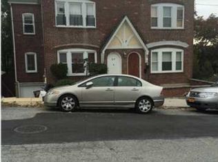 37 Chester Pl, Staten Island, NY 10304