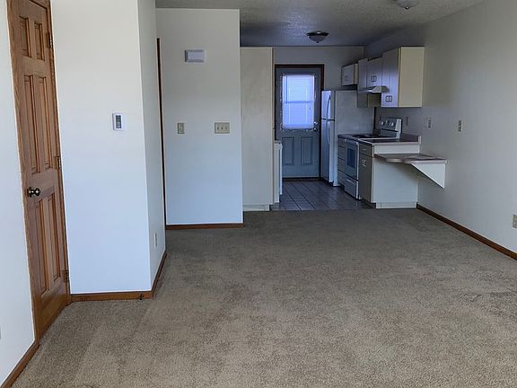 4th image of 550 Rublee St APT 6