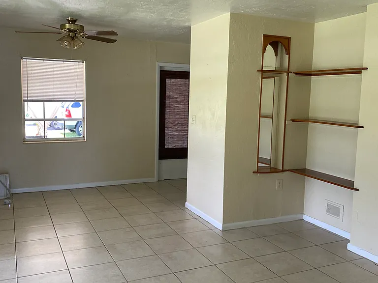 21928 Felton Ave — Photo 19