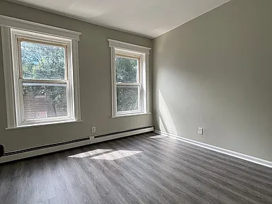 161 S 10th St #2L — photo 5 of 8