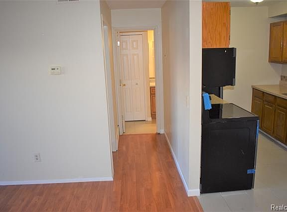 3rd image of 8739 Green Willow St APT 4