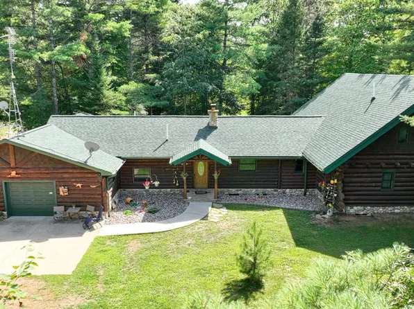 6352 Oberg Rd, Land O Lakes, WI 54540