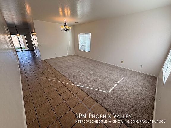 2nd image of 422 E Saddle Way