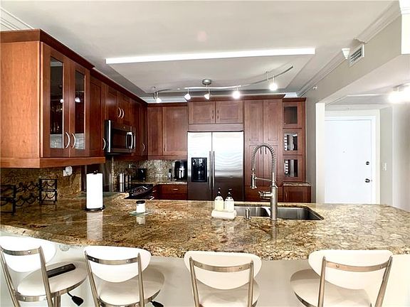4th image of 5601 Collins Ave APT 1402