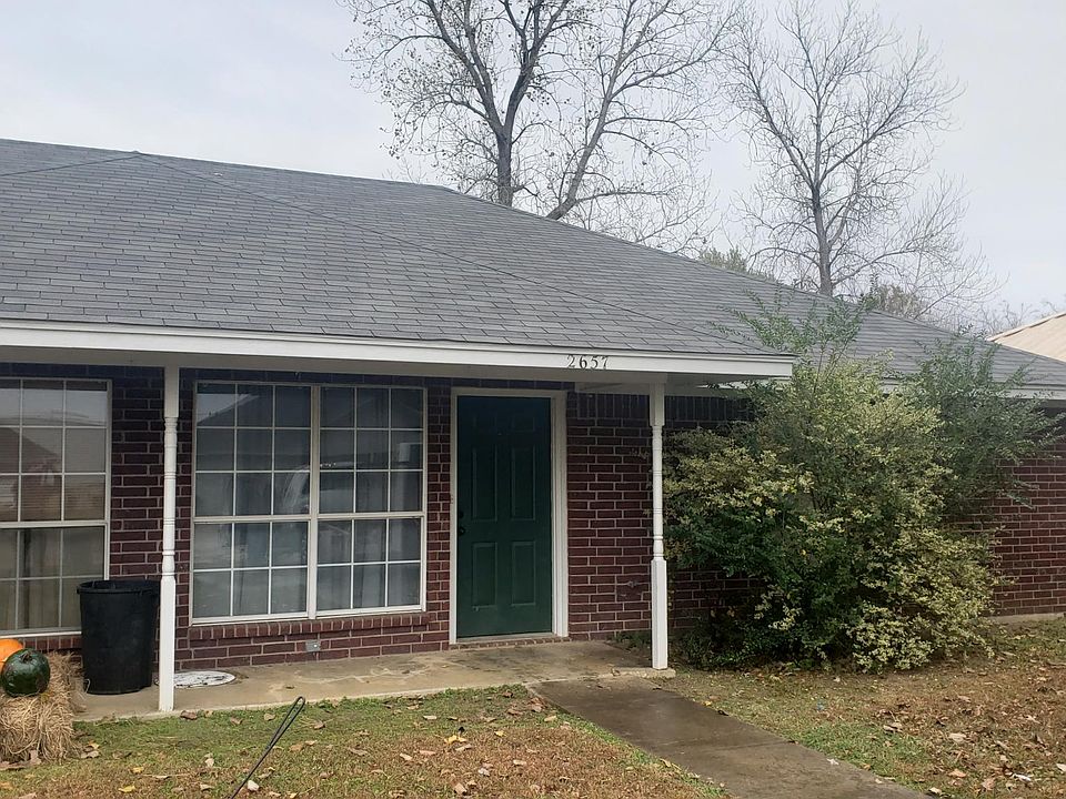 1st image of 2657 40th St SE