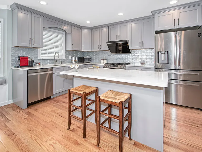 130 Wappanocca Ave — Photo 5