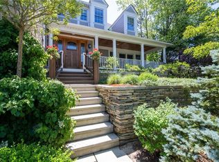 4 Timber Ridge Dr, Chagrin Falls, OH 44022