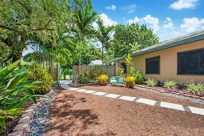  Welcome to 7930 SW 54th Court in High Pines