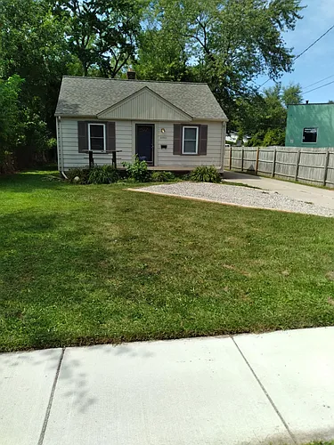 22933 Power Rd Photo 1