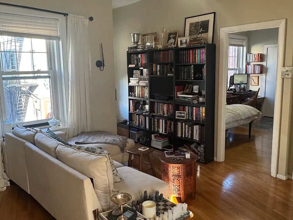 139 Salem St #6