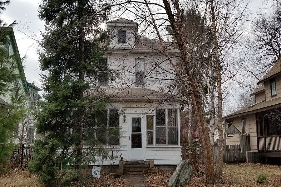 1st image of 2532 29th Ave S