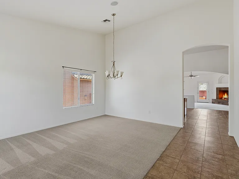 677 W Pizzicato Ln — Photo 7
