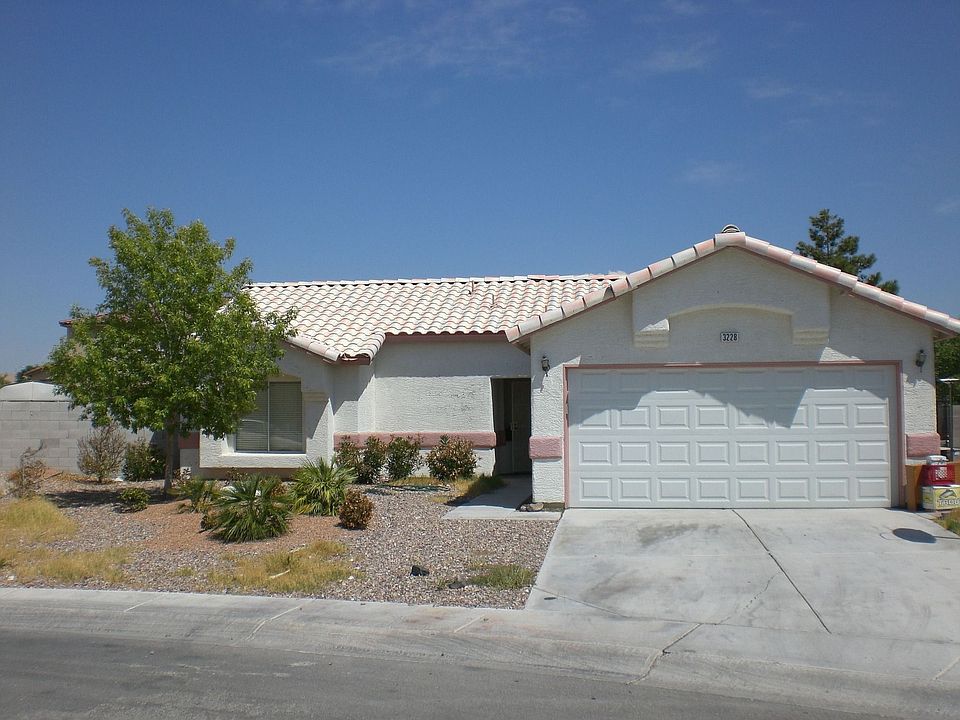 EXTERIOR FRONT / CUL DE SAC LOCATION